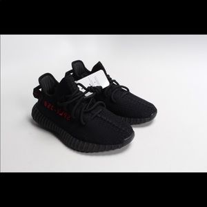 Adidas Yeezy 350 V2 size 5 mens 6.5 Woman's